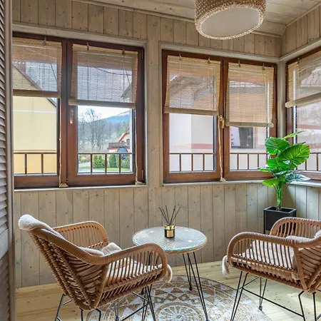 Apart-invest Skandynawski *